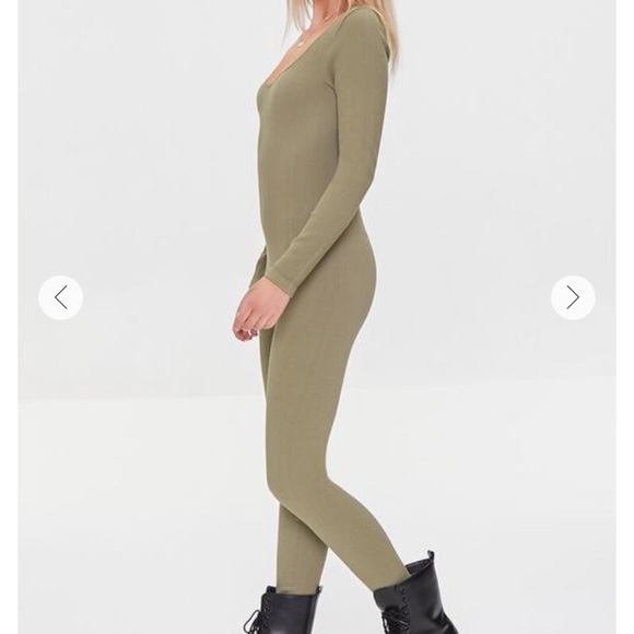 Forever 21 Fitted Long-sleeve Bodysuit - Picture 2 of 5